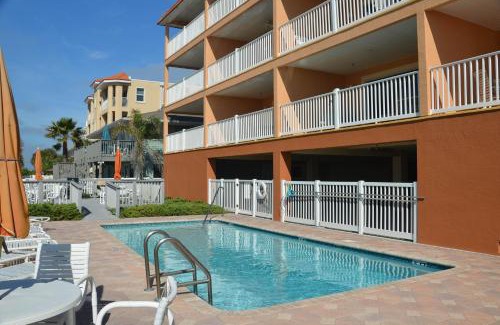 Indian Rocks Beach Apartment | Casa de Playa 207