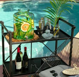 Downtown Fort Lauderdale House | Casa del Ojo - 3 King beds - Sun-soaked pool