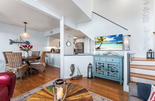 Safety Harbor Club House | Casita Salida del Sol-North Captiva Island Waterfront townhouse w/dockage