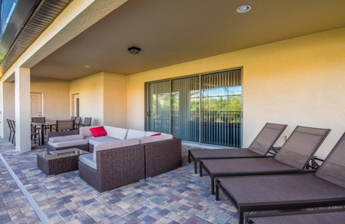 Davenport Villa | Champions Gate 8BR Villa/Pool & SPA/Home Theater/Beautiful Ravine, Near Disney