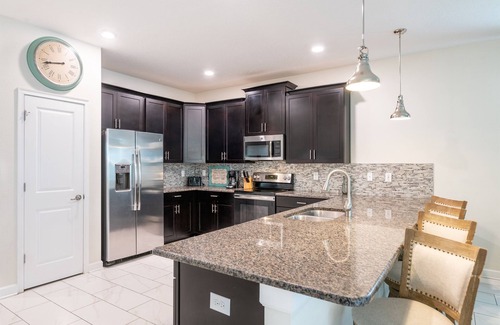 Davenport House | "Champions Getaway" - Movie Theatre & Game Room