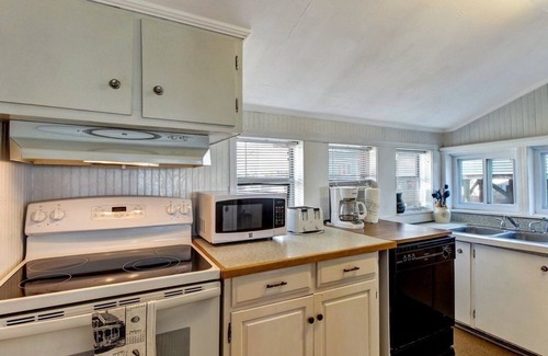 Fernandina Beach House | Charming Beach House with Covered Porch to Relax and Enjoy the Ocean Views!