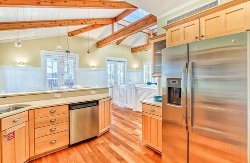 Grayton Beach House | Charming Grayton Beach House, 5BR, Parking For 3, Gulf views, Steps To Red Bar, And The Beach!