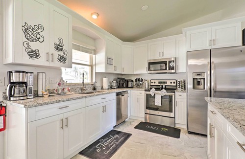 Fort Myers House | Charming N Fort Meyers Retreat: Pool & Lanai!