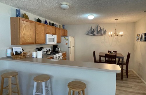 Belvedere House | Charming Oasis in The Villages - Pet-Friendly Paradise w/Golf Cart!