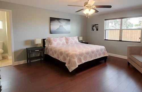 Ortona Park House | Chic 4BR Vibrant House for Families! Free Parking