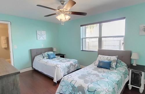 Ortona Park House | Chic 4BR Vibrant House for Families! Free Parking
