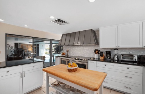 Marco Island House | Classic Design and Comfortable Vacation Home