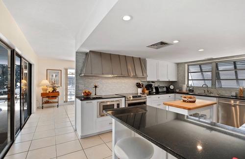 Marco Island House | Classic Design and Comfortable Vacation Home