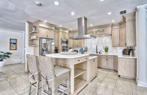 Bahia Shores House | 🌊Close to Beach,Villa at Bahia Shores 4 bedroom🌴On Intracoastal🐬Pool Home