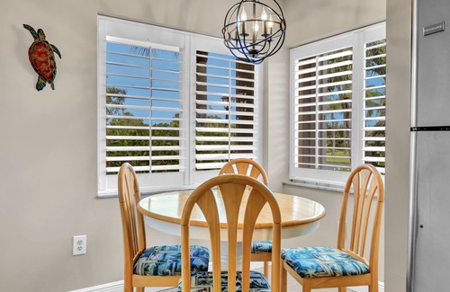 Jupiter Condo | Comfy Condo at Jupiter Bay Resort, with easy beach access