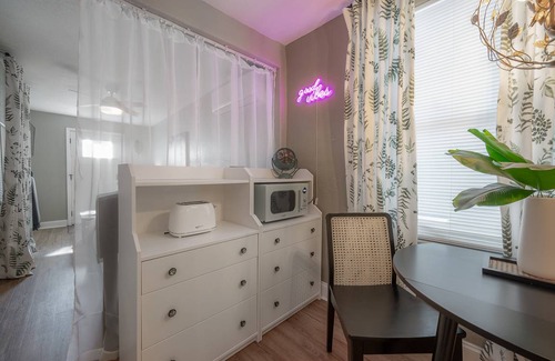 Tampa Condo | Condo ∙ 1 bedroom ∙ 2 guests