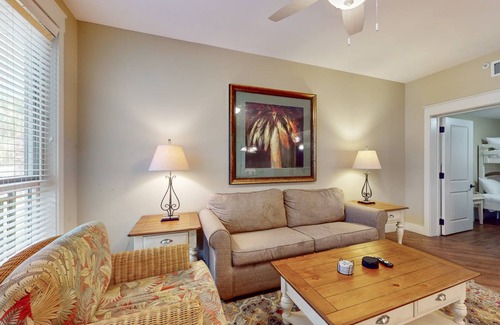Baytowne Wharf Condo | Condo ∙ 2 bedrooms ∙ 4 guests