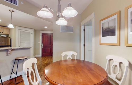 Baytowne Wharf Condo | Condo ∙ 2 bedrooms ∙ 4 guests