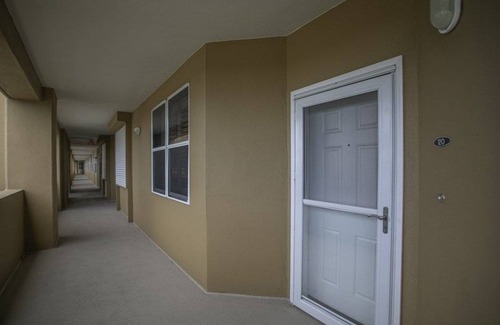 Palm Coast Condo | Condo ∙ 3 bedrooms ∙ 8 guests