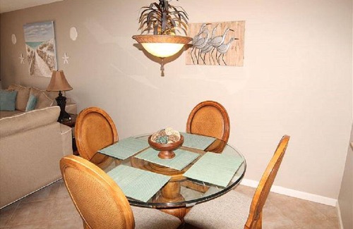 St. Augustine Beach Condo | Condo ∙ 2 bedrooms ∙ 6 guests