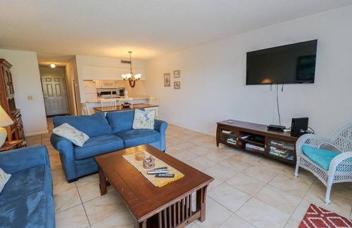 St. Augustine Beach Condo | Condo ∙ 2 bedrooms ∙ 6 guests