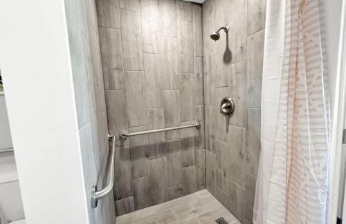 Fort Walton Beach Apartment | Coral Reef Coast Close 2 BCH - Unit 1