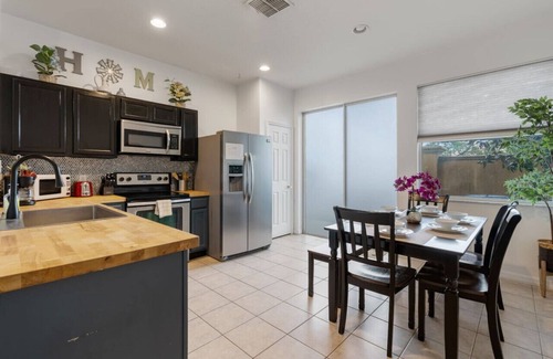 Crestwynd Bay House | Cozy 3BDR House near Disney - AL