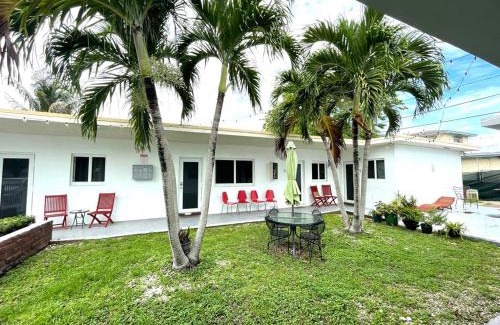 Coral Way Apartment | Cozy Studio near Coconut Grove - 7C