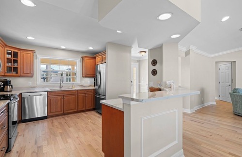 Beachview Country Club Estates House | Cozzi Casa: Pool Home With Elevator in Beachview Estates