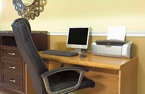 Daytona Beach Hotel | Days Inn by Wyndham Daytona Beach Speedway