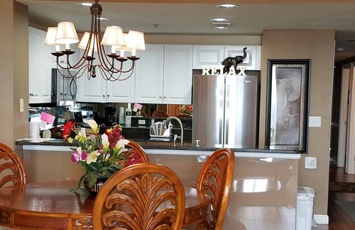 Fort Walton Beach - Destin Condo | Designer decor, Direct View, Very clean and well maintaned. Sleeps 6.
