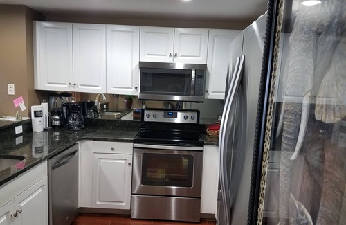 Fort Walton Beach - Destin Condo | Designer decor, Direct View, Very clean and well maintaned. Sleeps 6.