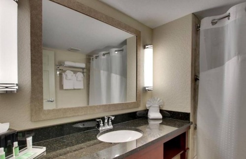 Florida Central Atlantic Coast House | Disney Escape, 3 Lovely Units! Pool, Hot Tub, Free Shuttle!