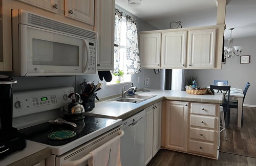 Solana House | Disney Vacation home 20 mins away from Parks!