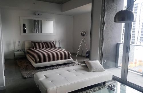 Downtown Miami Apartment | Downtown Miami Deluxe Apartment