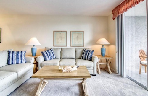 Marco Island Apartment | Eag 4-705 - Eagle Cay home
