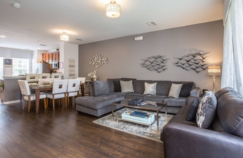 Florida Central Atlantic Coast Condo | Elegant 3 Bdr 3.5 Bath Townhome At Vista Cay Resort fully equipped