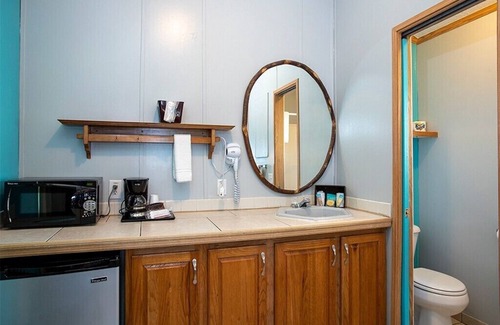 Edgewater Cottage | ⭐ELEGANT AND STUNNING COTTAGE 3⭐