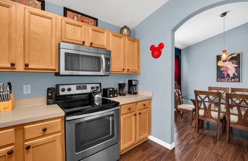 West Kissimmee Villa | Emerald Resort 5 Bedroom 3 Bathroom Villa