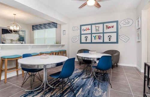 Four Corners House | Endless Happiness On Lulu Castle