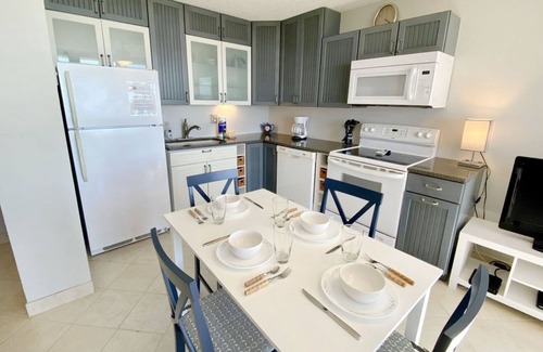 Fort Myers Beach Condo | Estero Beach & Tennis Club #302b - Beachfront Condo with a Balcony!