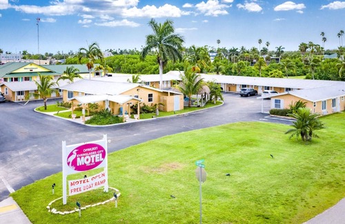 Everglades City Hotel | Everglades City Motel - ADA King Motel Room