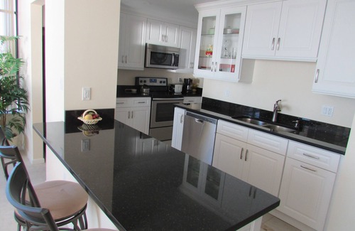 Marco Island Condo | Exceptional Marco Island End Unit 1503-T3, 2Bd, Ocean Front, Beach/Sunset Views
