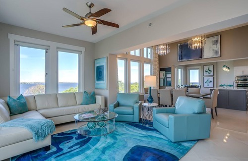 Baytowne Wharf Condo | Exclusive Luxury Sandestin Penthouse: The Blue Pearl