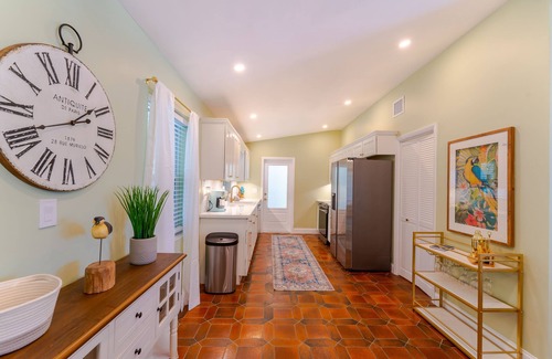 Lantana House | Fabulous 3 bedroom 3 bath home near the beach with massive garden
