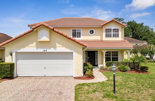 Lake Wilson Preserve House | Family-friendly home near Disney