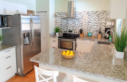 West Bradenton House | ❤️ Family Friendly ❤️ Lovely 3 BR Pool Home ❤️ Fiberoptic Internet