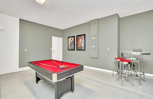 Kissimmee House | Family Resort - 6BR Mansion - Private Pool, Home Theater, BBQ and More