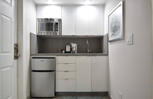 Hollywood Apartment | Fashionable loft APT UNIT # 5