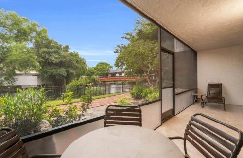 Park Shore House | First Floor - Quick Walk to Amenities