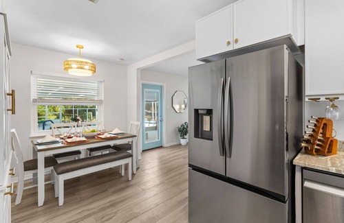 South Pinellas Community Council House | Flamingos Nest - Madeira Beach Pool Home with private Guest House