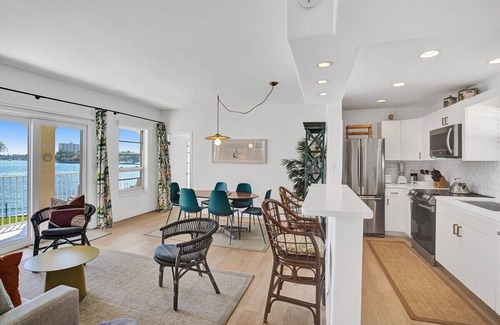 Central Beach Condo | Fort Lauderdale Yacht & Beach Club 209