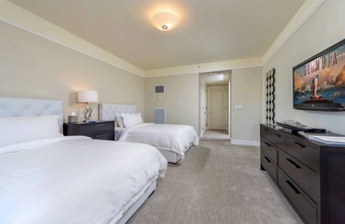 Brickell House | Four Seasons Hotel Miami 2 bedroom suite