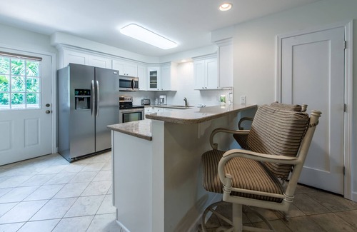 Miramar Beach House | Free Beach Chairs and Umbrella Setup, Deck with Grill, Walk to the Beach, Pool
